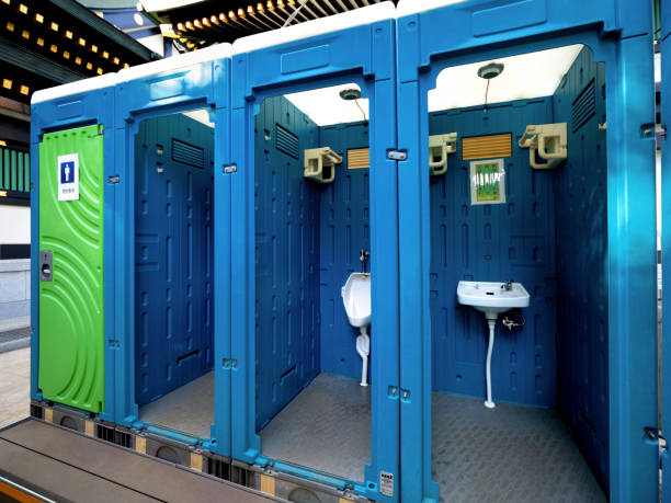 Best Portable bathroom rental  in Shadeland, IN